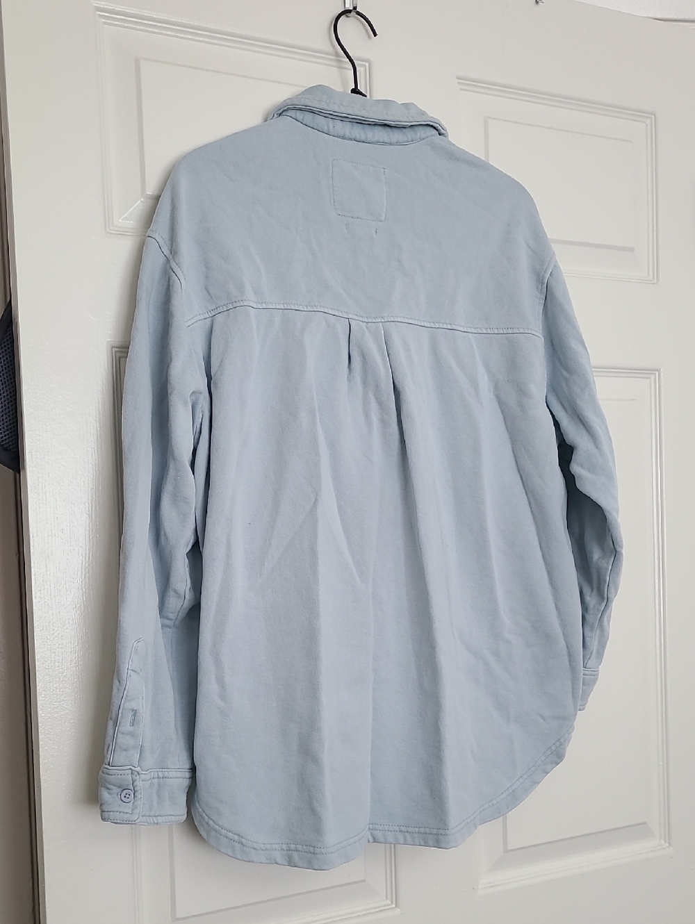 C&C Light Blue Button-Front Pocket Heavy Over Shirt - Picture 8 of 10